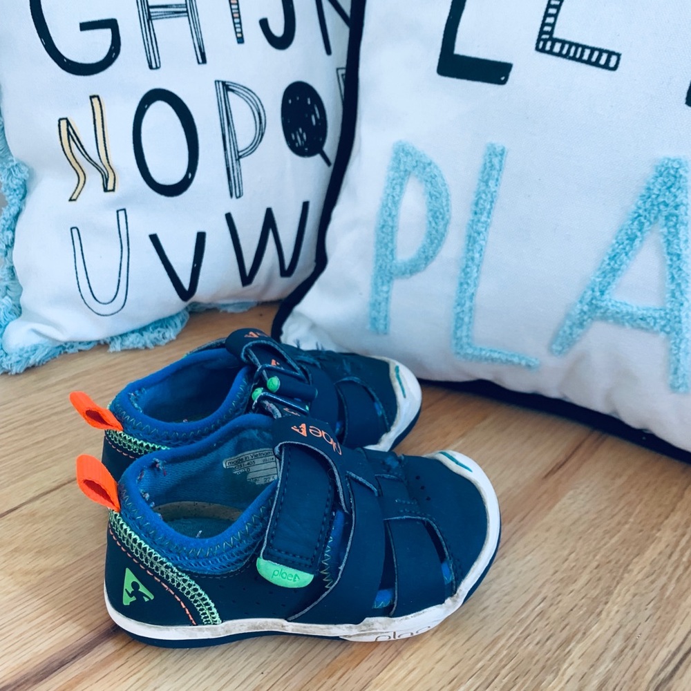 PLAE Sam Sandals, size Toddler 5